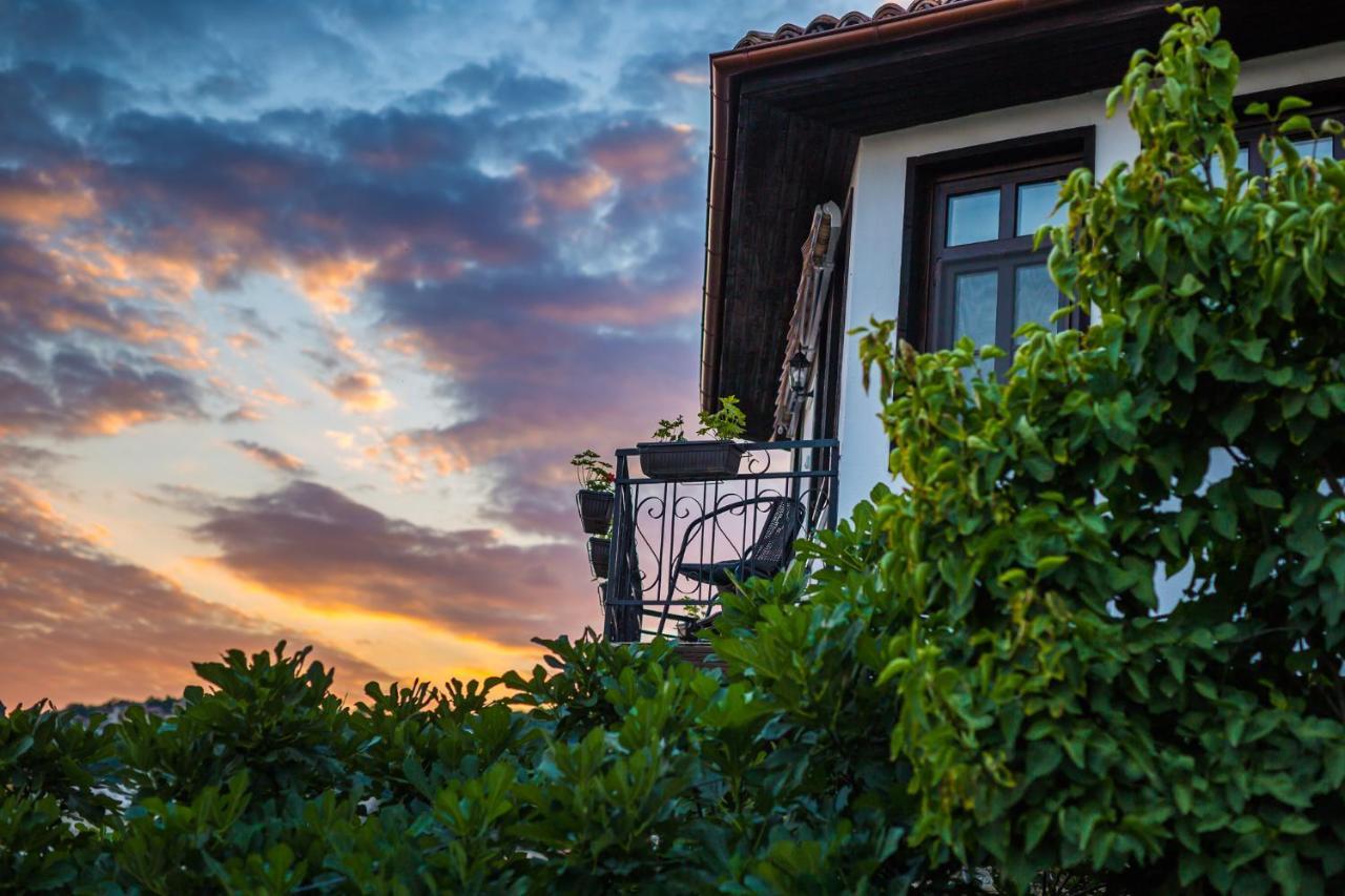 Apartment Zdravets, In The Heart Of The Old City Βελίκο Τίρνοβο Εξωτερικό φωτογραφία