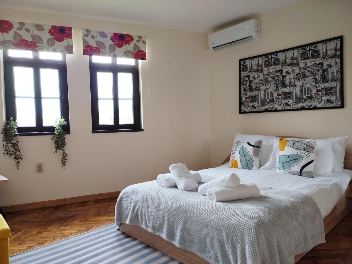 Apartment Zdravets, In The Heart Of The Old City Βελίκο Τίρνοβο Εξωτερικό φωτογραφία